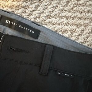 Travis Mathew Black Golf Shorts Boys 12
